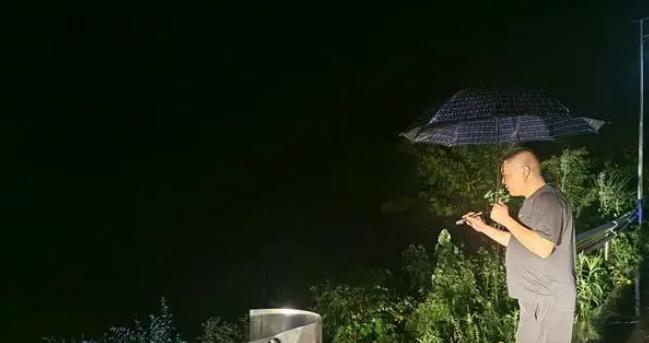 慈利縣楊柳鋪鄉(xiāng)|齊心協(xié)力，奮戰(zhàn)防汛一線